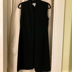 Button-down sleeveless dress